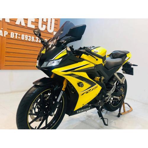 Yamaha R15 v3 màu đen vàng đời 2019 giá 6x triệu Yamaha R15 v3 màu đen vàng đời 2019 giá 6x triệu