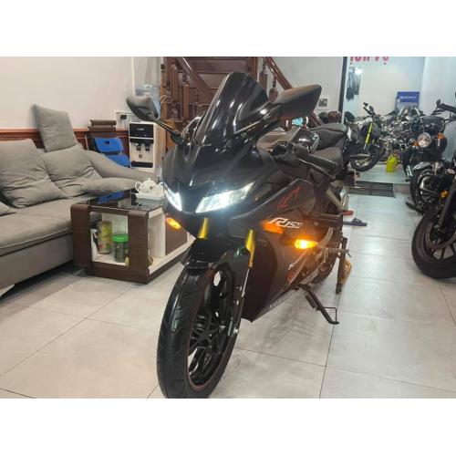 Yamaha R15 v3 đời 2020 màu xanh đen giá 6X triệu Yamaha R15 v3 đời 2020 màu xanh đen giá 6X triệu