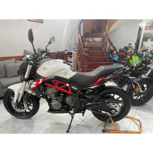 Bán xe Benelli 302S bản ABS đời 2020 biển 29A1 giá 8X triệu Bán xe Benelli 302S bản ABS đời 2020 biển 29A1 giá 8X triệu