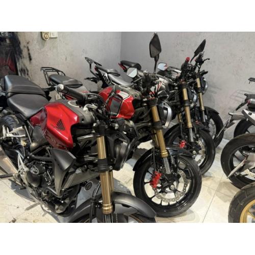 Bán xe Honda CB150R abs cũ biển Hà Nội giá 6x triệu Bán xe Honda CB150R abs cũ biển Hà Nội giá 6x triệu