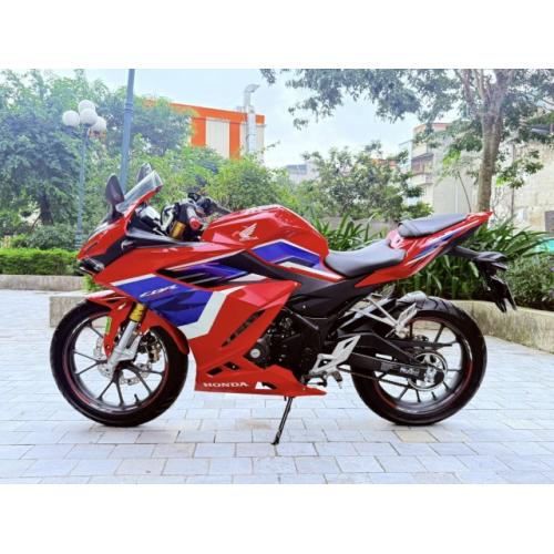 HonDa CBR 150R biển tỉnh giá 4x triệu HonDa CBR 150R biển tỉnh giá 4x triệu